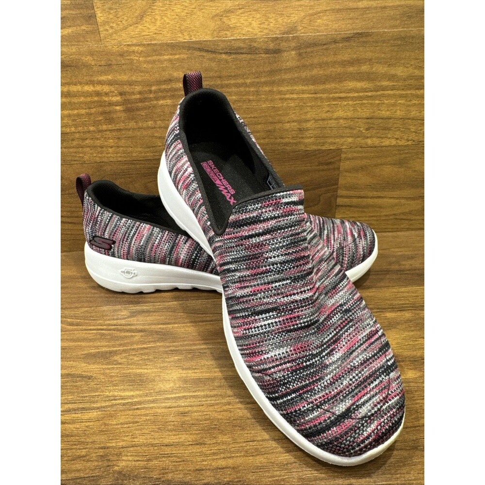 SKECHERS GOGA MAX Striped Slip On Multicolor Women’s Lightweight SN 15615